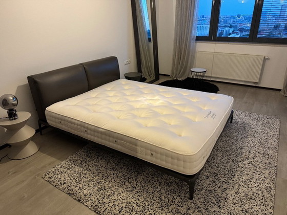 Image 1 of Poliform double bed - Park design by Carlo Colombo