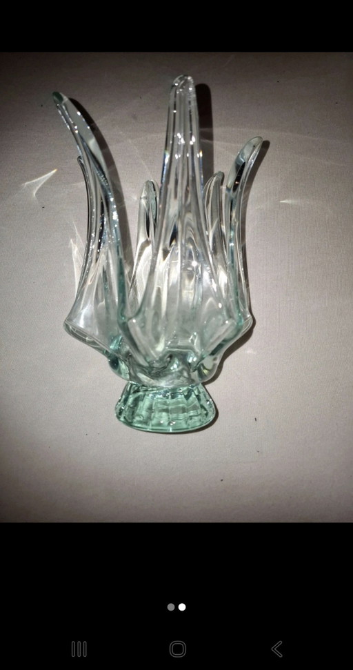 Portavelas de cristal en un hermoso tono verde