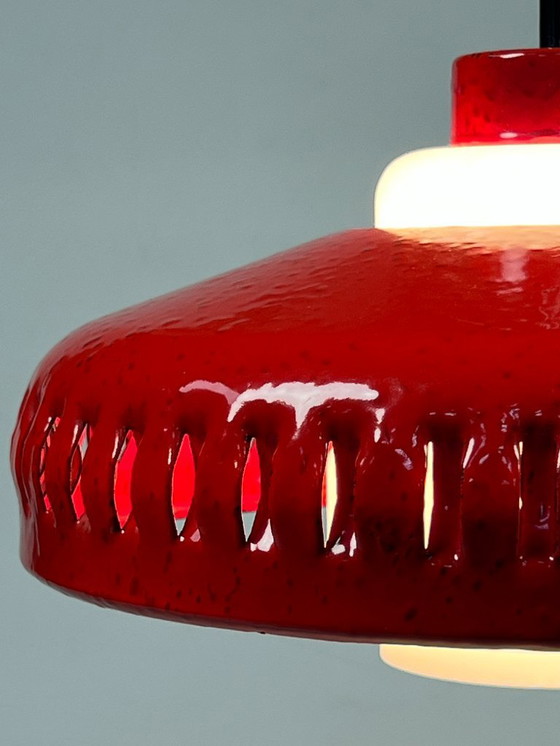 Image 1 of Vintage Hanglamp, Rood Emaille, Wit Opaalglas, Hustadt Leuchten, Duitsland 1960's