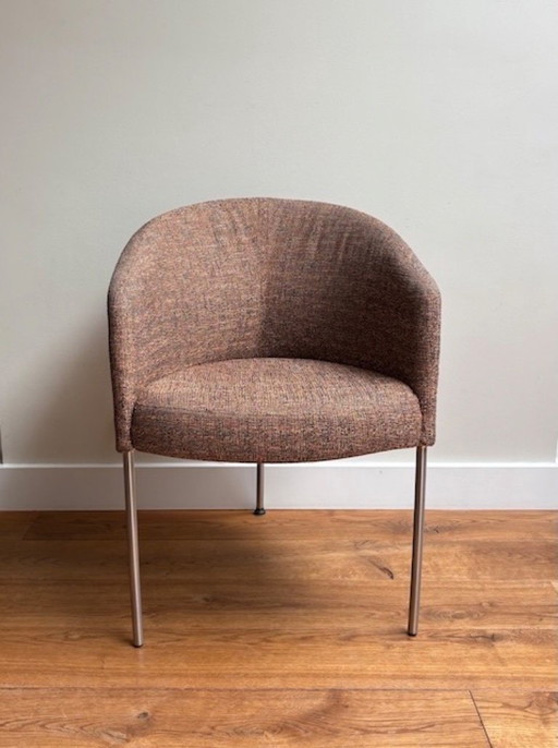 4 x chaise de salle à manger Castelijn. Revêtement amovible et lavable en tissu bouclé.   