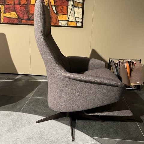 Image 1 of Gealux ARC 8020 recliner