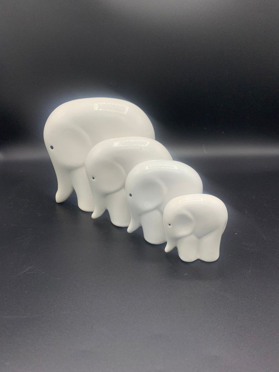 Image 1 of Vintage ceramic figurines Elki Steengoed Holland elephant series of 4 small to large
