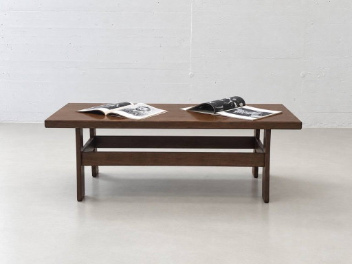 Skandinavischer Vintage Couchtisch aus dunklem Holz, 1970er Jahre