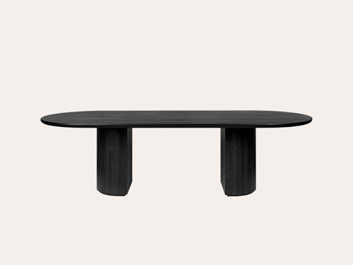 Gubi Moon Dining Table