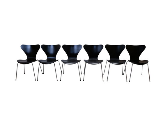 Image 1 of Set van 6 vlinderstoelen Fritz Hansen 1994