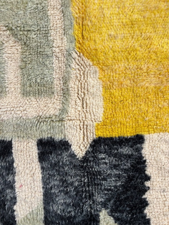 Image 1 of Modern Colorful Moroccan Rug 200x260 cm , Authentic Moroccan rug, Berber carpet