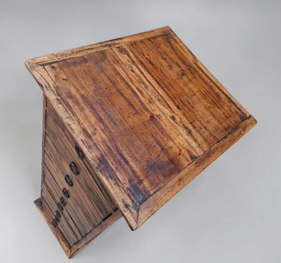 Antike Kommode, Apothekerschrank, Aktenschrank, charakteristische Altersspuren, 40x47x126cm – Kommoden, Metal (photo 4 of 5)