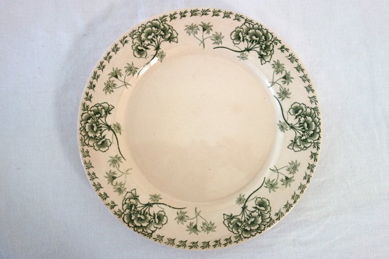 Image 1 of 8 flat ironstone plates "Palmyre" Sarreguemines