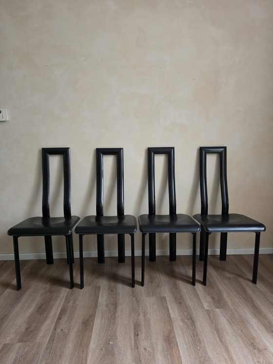 Sedie di design italiane Ycami, Sedie da pranzo, Pelle, Nero (foto 2 di 7)
