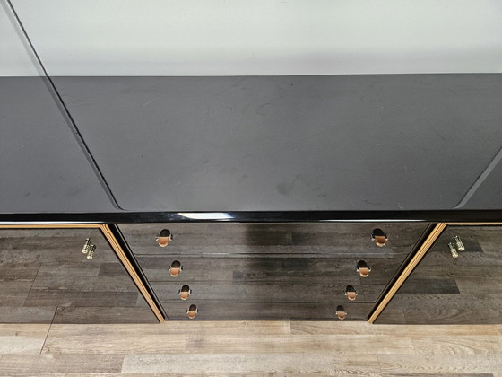 1970er Pierre Cardin Buffetschrank aus schwarz lackiertem Holz – Buffetschränke, Wood, Klassiek (photo 5 of 32)
