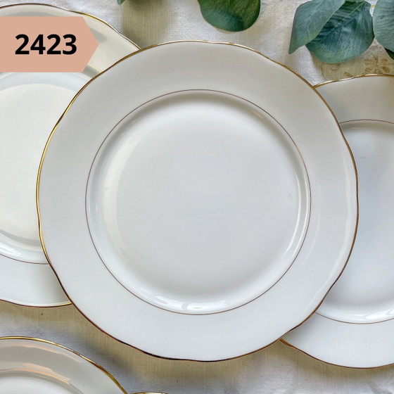 White Vintage Gilded Porcelain Plate, Sold Individually – Crockery, Retro (photo 8 of 10)