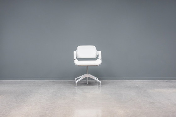 Image 1 of Voorzitter van de Interstuhl Silver-vergadering