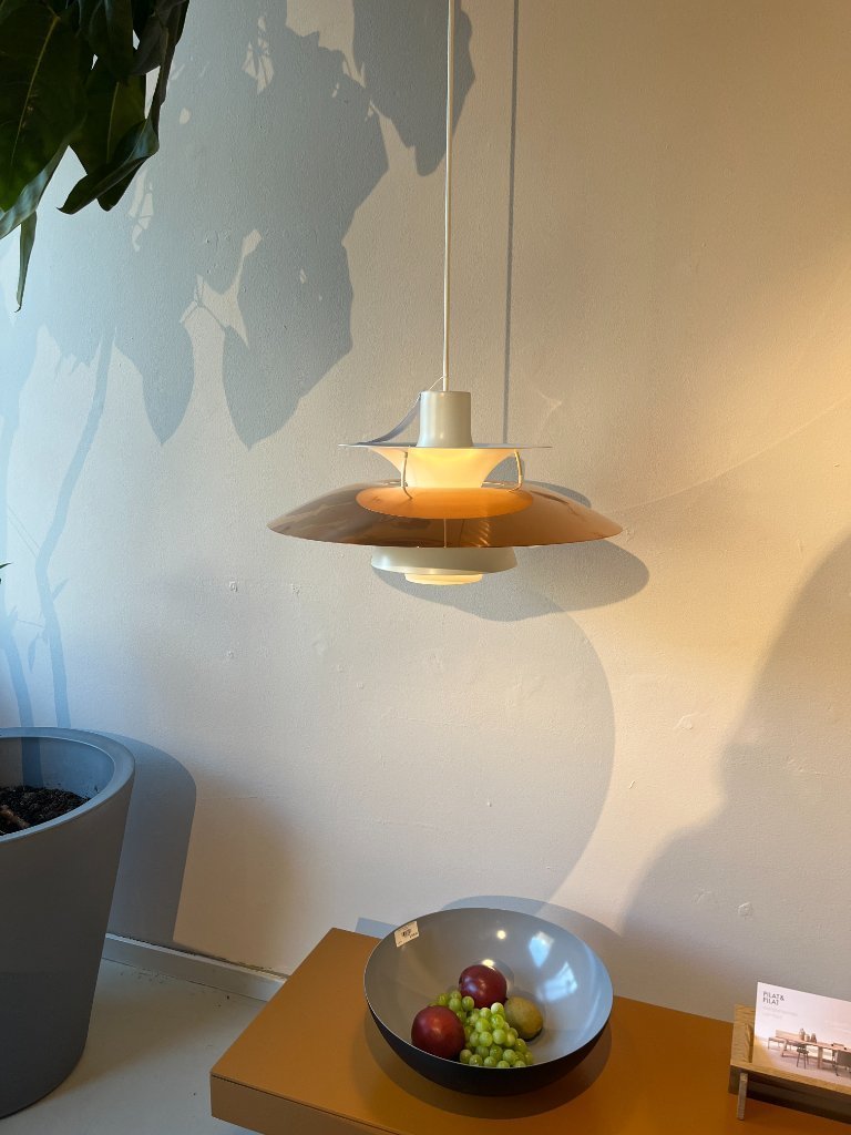Louis Poulsen PH5 pendant lamp copper | €756 | Whoppah