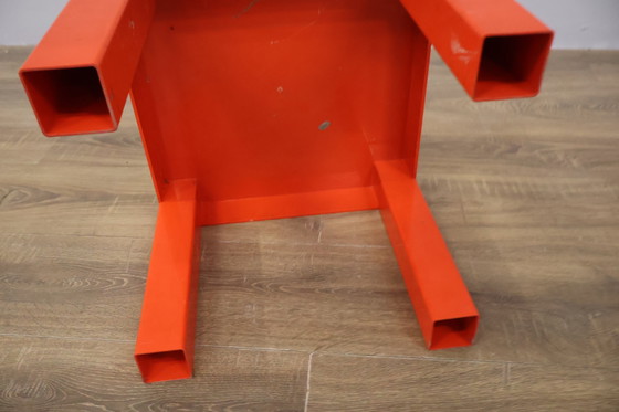 Image 1 of Vintage Kunststof Lak Tafeltje