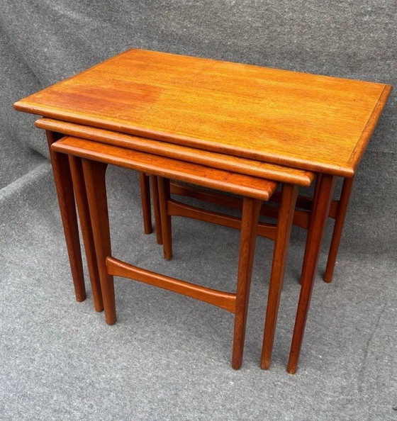Set of nesting tables, Danish design 60s, Side tables, Wood, Brown, Mid Century Modern (photo 10 of 14)