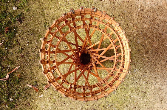 Petite suspension en rotin, fabrication artisanale, 17x21cm – Metal, Rattan (photo 5 of 5)