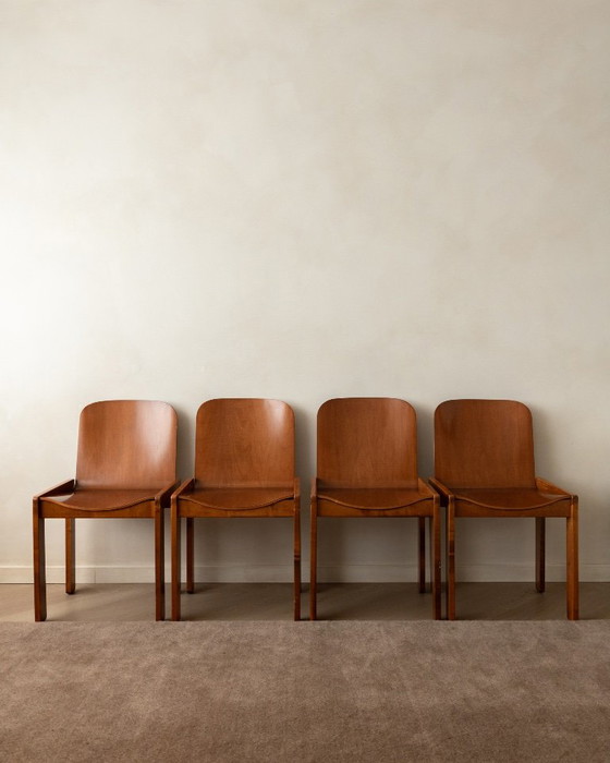 Sillas de comedor italianas de contrachapado, atribuidas a Molteni, años 70, juego de 4 – Molteni&C, Wood (photo 4 of 24)
