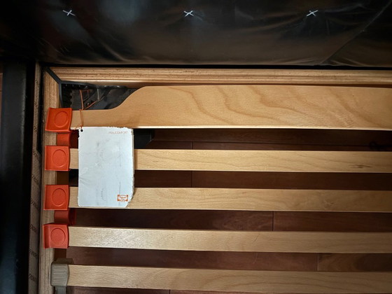 Image 1 of Jackie Poltrona Frau bed, ontwerp Jean Marie Massaud 2006