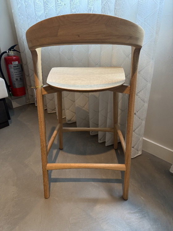 2 taburetes de bar Fabr. Ethnicraft Modelo Buck – Wood (photo 3 of 6)