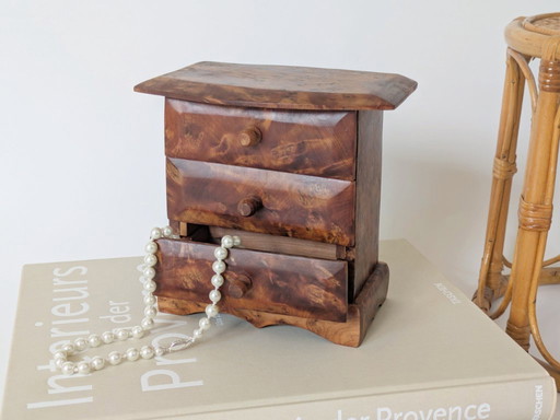 Boîte à bijoux en bois de ronce du milieu du siècle, Mini coffre fait à la main