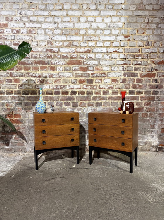 Image 1 of Een paar Scandinavische ladekasten uit de jaren 60.