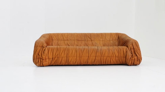 Image 1 of Piumino Cognac-Ledersofa von Jonathan De Pas, 1970er Jahre
