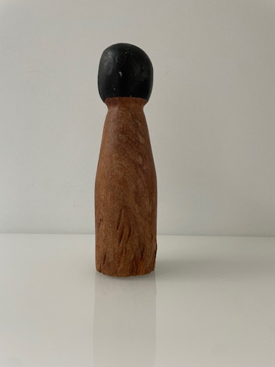 Image 1 of Figurine vintage en bois sculpté, de style primitif et expressif