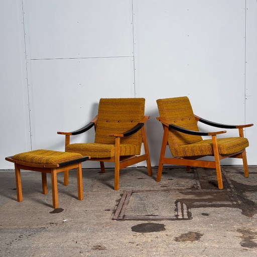 Coppia di poltrone con pouf di László Heczendorfer, anni '60 — Design ungherese