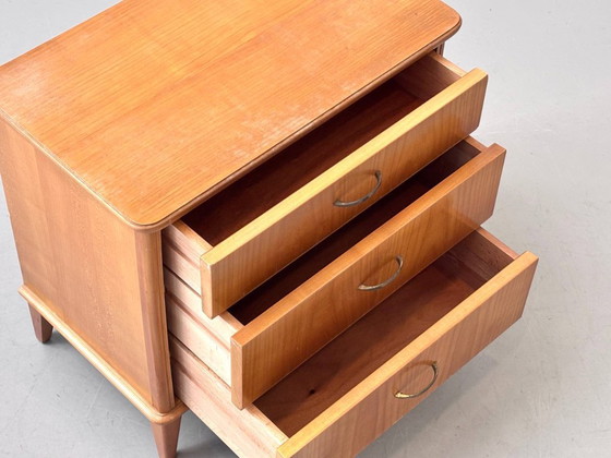 Image 1 of Set di comodini in legno di ciliegio, metà del XX secolo, anni '60