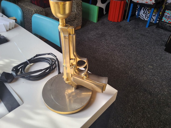 Starck gunlamp, Flos, Lampade da tavolo, Ferro, Dorato (foto 2 di 5)
