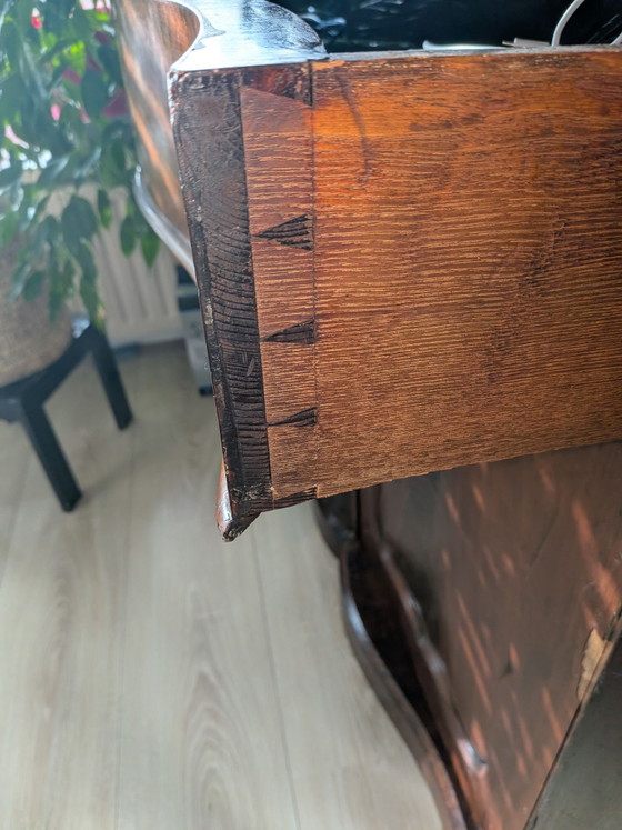 Mobile contenitore antico in pino con impiallacciatura di mogano, Mobili contenitori, Vetro, Legno, Marrone (foto 3 di 6)