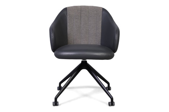 Image 1 of Bani  set van 4