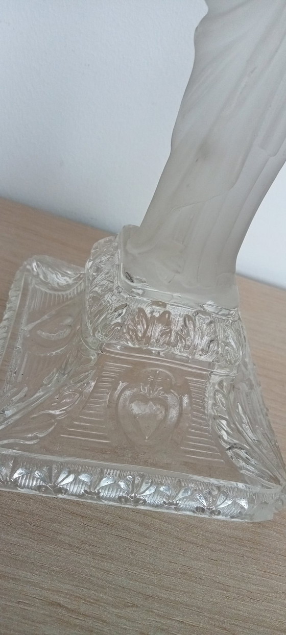 Image 1 of Kerzenhalter aus gepresstem, mattiertem Glas, Schutzpatron