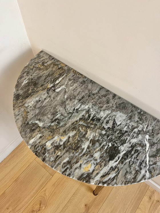 Image 1 of Table d'appoint luxueuse en marbre et bronze