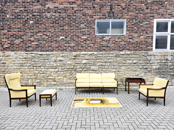 Image 1 of Casala Mid Century Vintage jaren 60/70 zitgroep set bestaande uit een bank en een fauteuil.