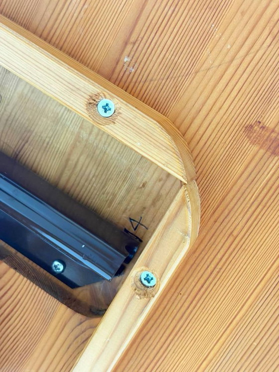Image 1 of Mesa de comedor extensible fabricada en pino macizo por Dyrlund Denmark, década de 1980.