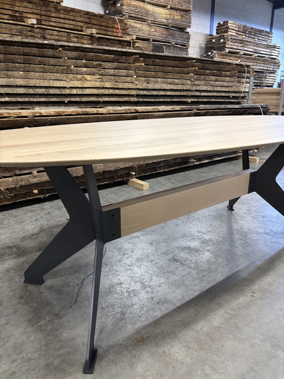 Nouvelle Table de salle à manger Bert Plantagie Bixx 240x115x77cm Ovale – Tables de salle à manger, Wood (photo 6 of 11)
