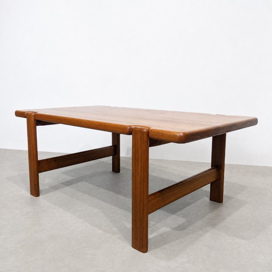 Image 1 of Table basse danoise en teck massif Niels Bach