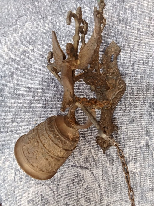 Oude Klooster Bel Deurklopper Met Engel En Mythologisch Figuur