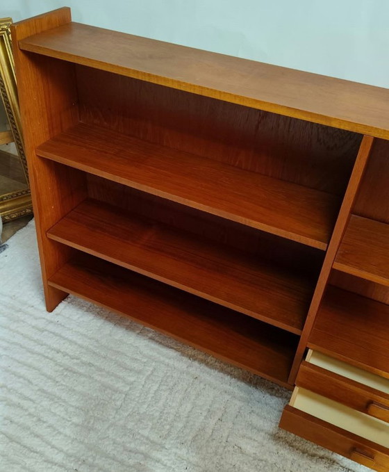 Libreria bassa vintage scandinava in teak, anni '60 – Librerie, Legno (photo 4 of 7)
