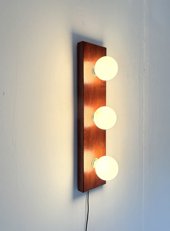 Image 1 of Vintage teak wall lamp, 1970s