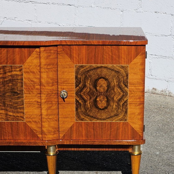 Image 1 of Frans dressoir uit het midden van de 20e eeuw - Luxe buffetkast van wortelhout - jaren 60