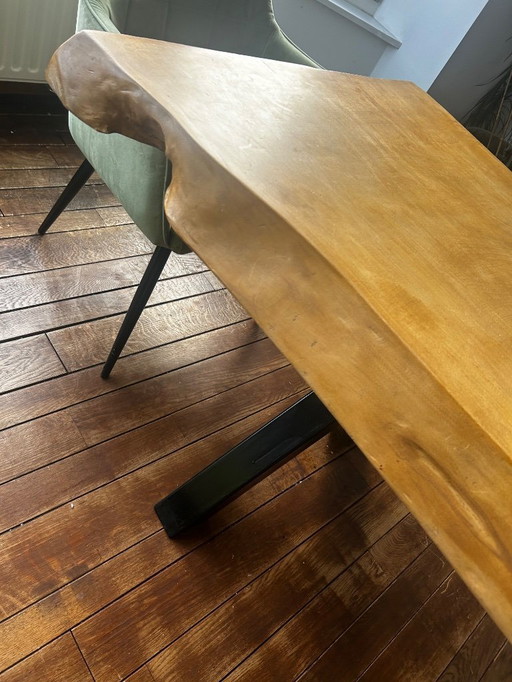 Handgefertigter Eichentisch