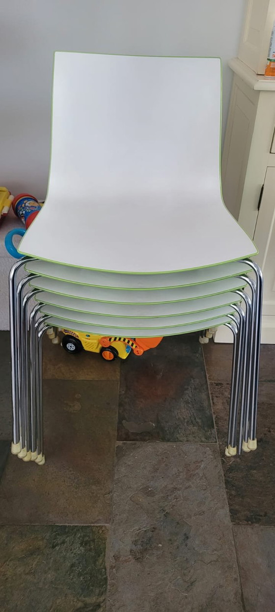 Image 1 of 6x Arper Catifa 46 designer chairs | Green/White | Stackable & modern