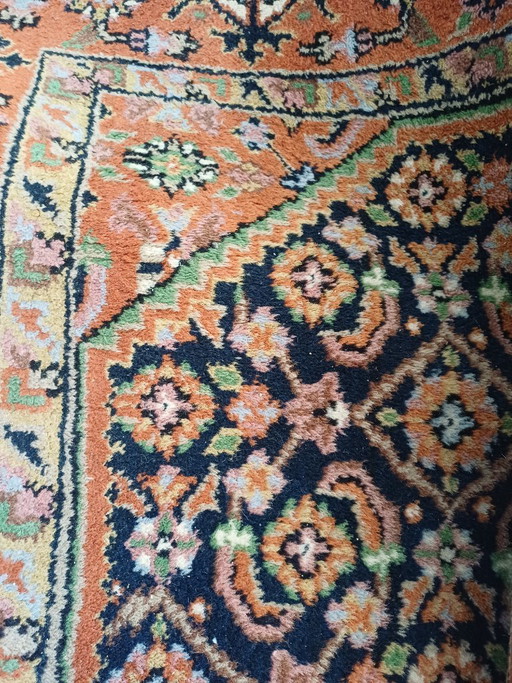 Exclusief handgeknoopt oosters tapijt