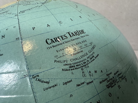 Image 1 of Vintage globe - Philips Challenge Globes