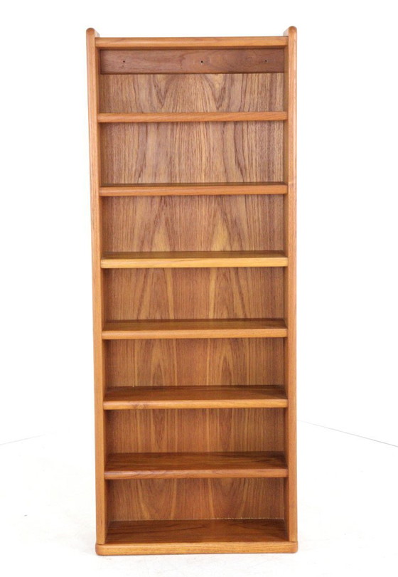 Image 1 of Petit meuble vintage danois en teck
