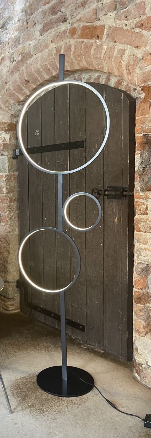 Leolux Pode Osun lamp