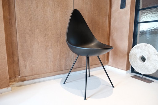 Fritz Hansen Drop Chair