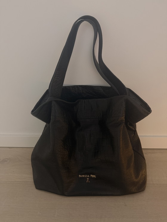 Bolso de compras Patrizia Pepe de piel negra – Bolso grande – Con relieve de cocodrilo – Bolsos tote (photo 14 of 15)